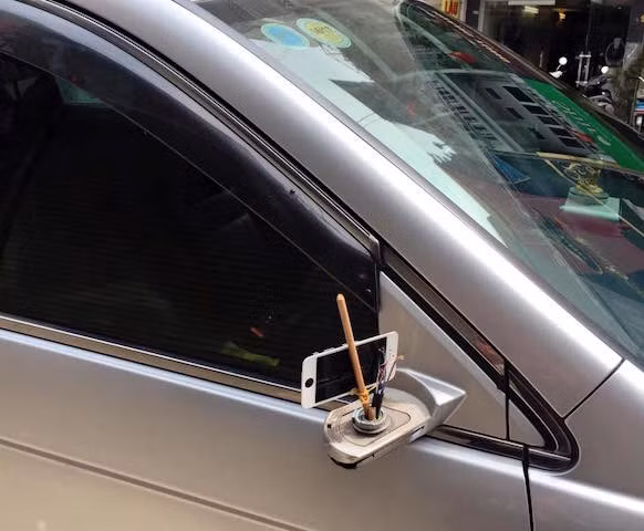 Gương xe kiểu mới.