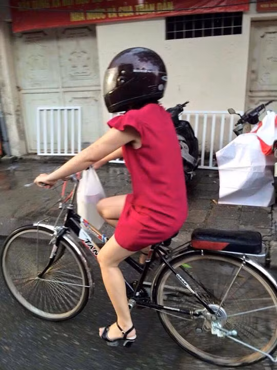 Chấp hành luật lệ giao thông mọi lúc, mọi nơi.