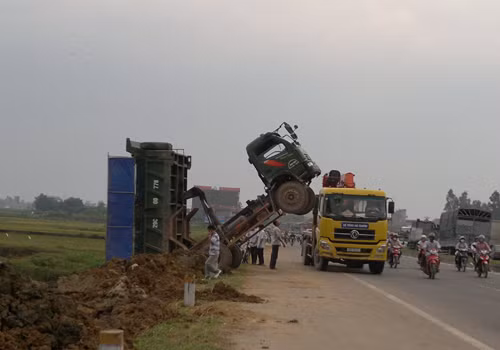 Bốc đầu rồi...