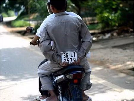 Chấp hành luật giao thông trong mọi tình huống.