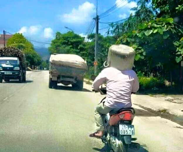 Mũ bảo hiểm kiểu mới.