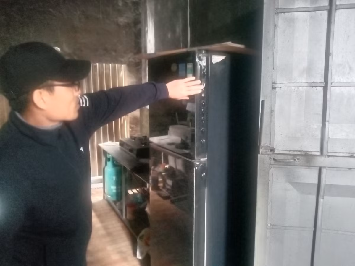 Vu chay nha xuong, lua lan sang hang xom o Ung Hoa: 