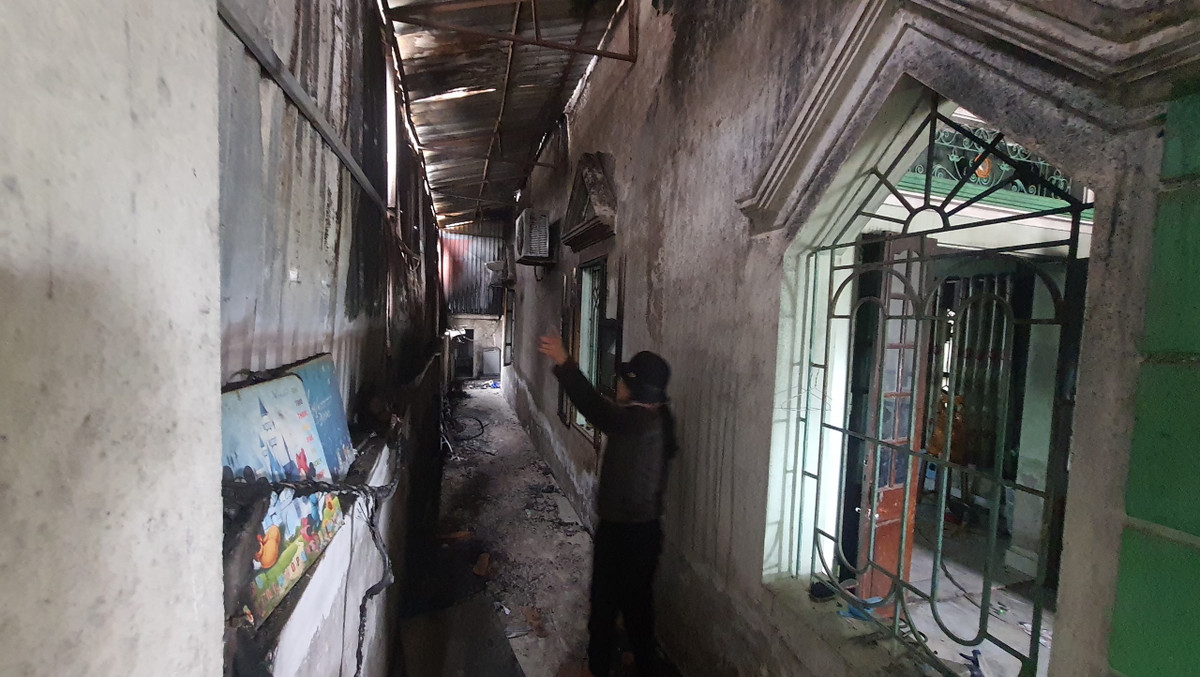 Vu chay nha xuong, lua lan sang hang xom o Ung Hoa: 