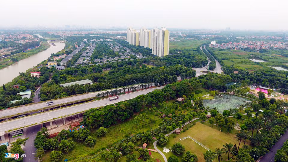 Tuyến đường liên tỉnh Hà Nội - Hưng Yên dài 21,5 km nối từ chân cầu Thanh Trì - Hà Nội đến quốc lộ 39, huyện Khoái Châu - Hưng Yên. Tuyến này cùng cầu Bắc Hưng Hải chạy xuyên qua khu đô thị Ecopark. Toàn bộ dự án được đưa vào khai thác sử dụng với quy mô chiều rộng 40 m, 6 làn xe chạy, tốc độ tối đa 80 km/h; dải phân cách cây xanh, hệ thống chiếu sáng, chỉ dẫn giao thông được đầu tư đồng bộ, hiện đại.