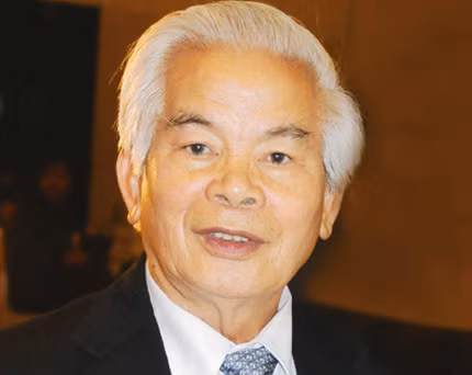 Ông Tam từng có nhiều năm công tác tại Sở Nông nghiệp Thanh Hóa trước khi được giao làm Phó tổng giám đốc Tổng Công ty mía đường I kiêm Giám đốc nhà máy đường Lam Sơn, Phó bí thư Đảng uỷ Nhà máy đường Lam Sơn, Chủ tịch Hiệp hội mía đường Lam Sơn trong các năm từ 1988-1999. Ảnh: Congluan.vn.