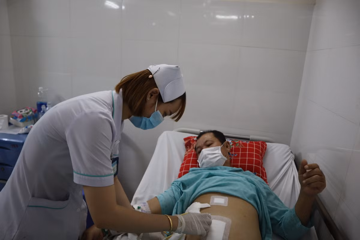 Bung truong to do vo tui mat sau 17 ngay bi tai nan giao thong-Hinh-2