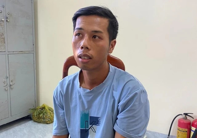 Bat doi tuong cuop giat iPhone 15 Pro Max tai Dak Lak-Hinh-2