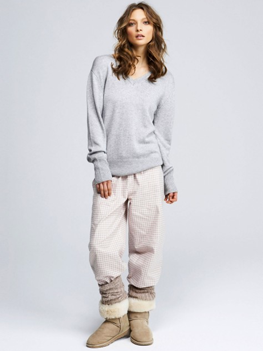 Mặc quần áo rộng rãi, thoải mái và thoáng mát cũng là cách để bạn ngăn ngừa mụn trứng cá xuất hiện ở vùng mông. Ảnh: quoracdn.