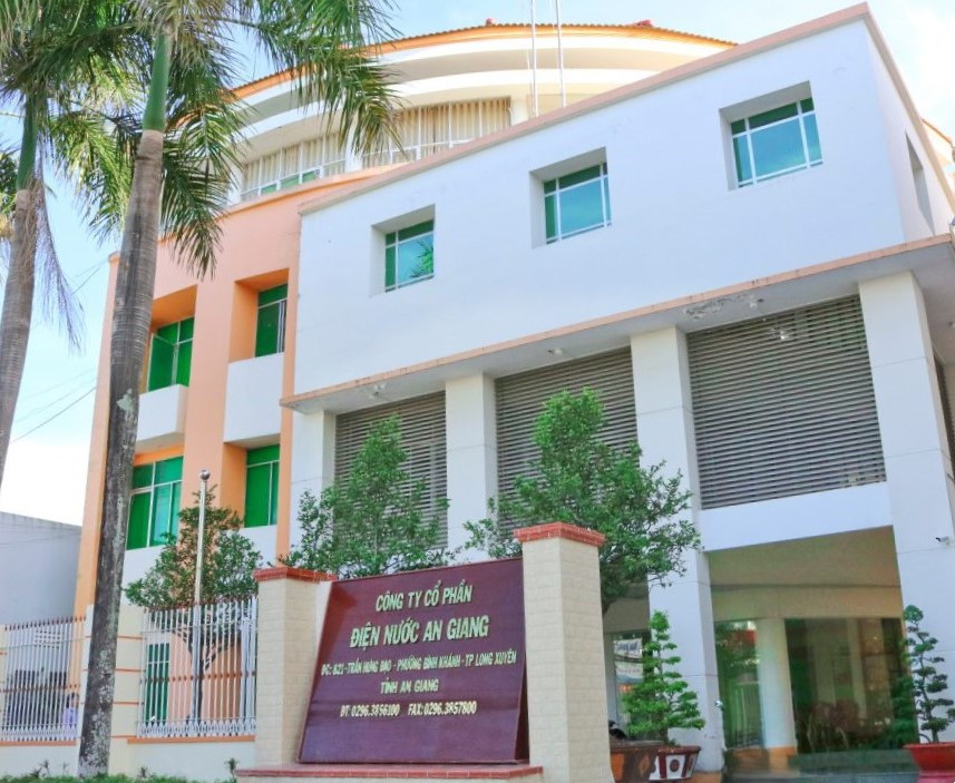 Điện Nước An Giang: Gói thầu mua đồng hồ nước hơn 10 tỷ về tay ai? - Hình 2 Dien Nuoc An Giang: Goi thau mua dong ho nuoc hon 10 ty ve tay ai?-Hinh-2