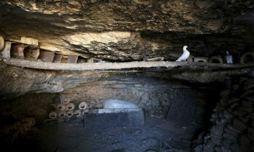 Chien tranh buoc nguoi dan Syria song trong hang dong-Hinh-11
