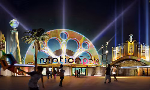 Thành phố Dubai, Các Tiểu vương quốc Ả-rập Thống nhất, là một trong những địa điểm du lịch hút khách trong nhiều thập kỷ.