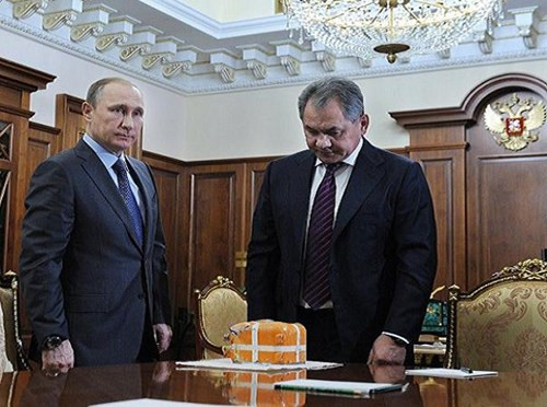 Moi quoc te mo hop den Su-24, Nga vach mat TNK?-Hinh-2