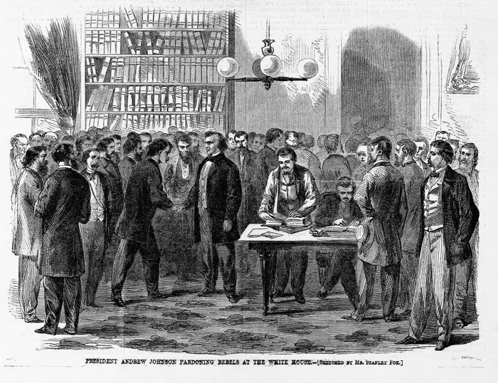 1868 —Tổng thống Mỹ Andrew Johnson ân xá cựu phiến quân nội chiến. Gần một thập kỷ sau đó, vào Noel 1868, Tổng thống Mỹ Andrew Johnson đã đưa ra quyết định ân xá tới “tất cả những người trực tiếp hoặc gián tiếp tham gia vào các hoạt động nổi dậy gần đây.” Cuộc Nội chiến Mỹ đã kết thúc 3 năm trước đó, tuy nhiên các chiến thuật càn quét của phe chiến thắng đã tàn phá Bắc Mỹ một cách khủng khiếp.