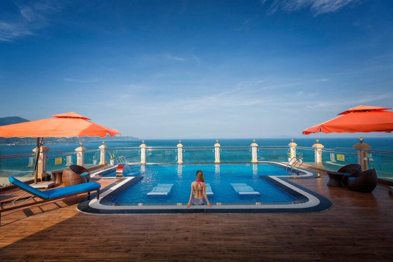 Kết hợp với khu giải trí như phòng tập thể hình, phòng vui chơi của trẻ…; trung tâm hàng lưu niệm, Business center... Ảnh: khachsandanang.xyz.