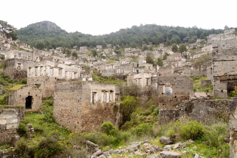 Kayaköy từng là thị trấn sầm uất của Thổ Nhĩ Kì với hàng ngàn người dân sinh sống.