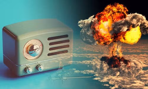 Đoạn băng ghi âm có từ năm 1933 đưa ra lời tiên tri về người ngoài hành tinh hiện được chia sẻ rộng rãi trên Apex TV. Tựa đề đoạn băng là “Người đàn ông dự đoán tương lai vào năm 1933, chính xác 100%”.