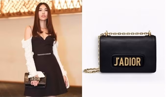 Lan Khuê cũng là một trong những người đẹp có bộ sưu tập túi xách ''đáng nể'' trong làng giải trí Việt. Nhưng khác với Hồ Ngọc Hà, cô lại yêu thích những mẫu túi đến từ thương hiệu Dior. Mẫu túi mà cô sử dụng trong một sự kiện là dòng J'ADIOR trị giá 69 triệu VND.