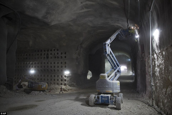 Nghĩa trang Har Hamenuchot được xây dựng từ năm 1951. Tính đến nay, nó đã phải liên tục mở rộng quy mô, nên cần một nơi khác để “giảm bớt gánh nặng”.