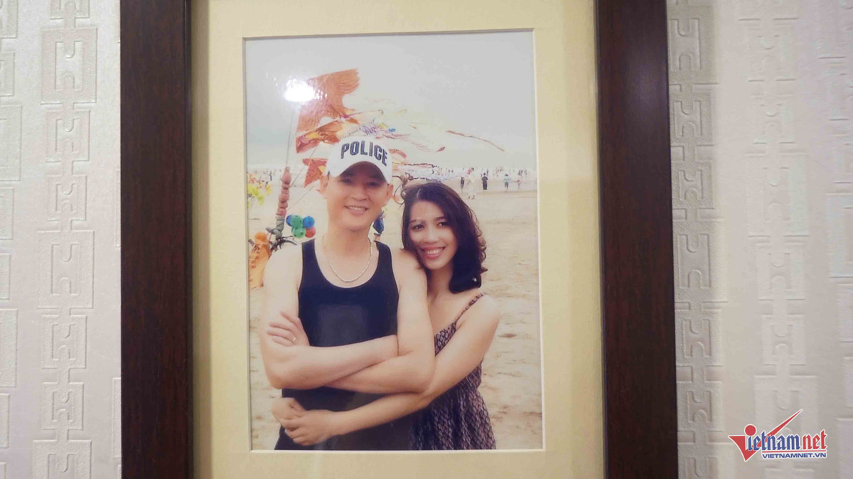 Diễn viên Tùng Dương và bà xã hiện tại.