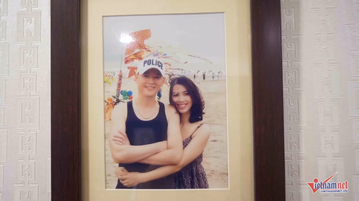 Diễn viên Tùng Dương và bà xã hiện tại.