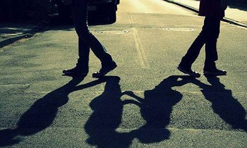 Nếu có chồng vô tâm tốt nhất là nên chia tay (Ảnh minh họa).