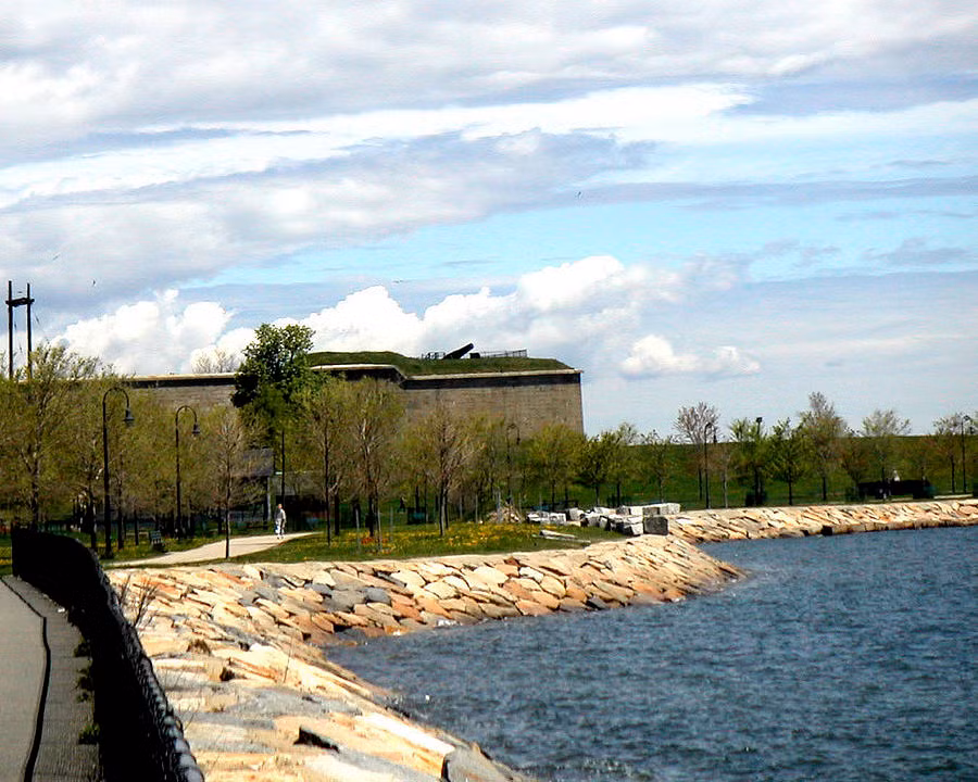 Ngày nay, pháo đài Độc lập đóng vai trò như một công viên. Thỉnh thoảng, pháo đài Độc lập được lựa chọn làm nơi tổ chức một số sự kiện lớn.