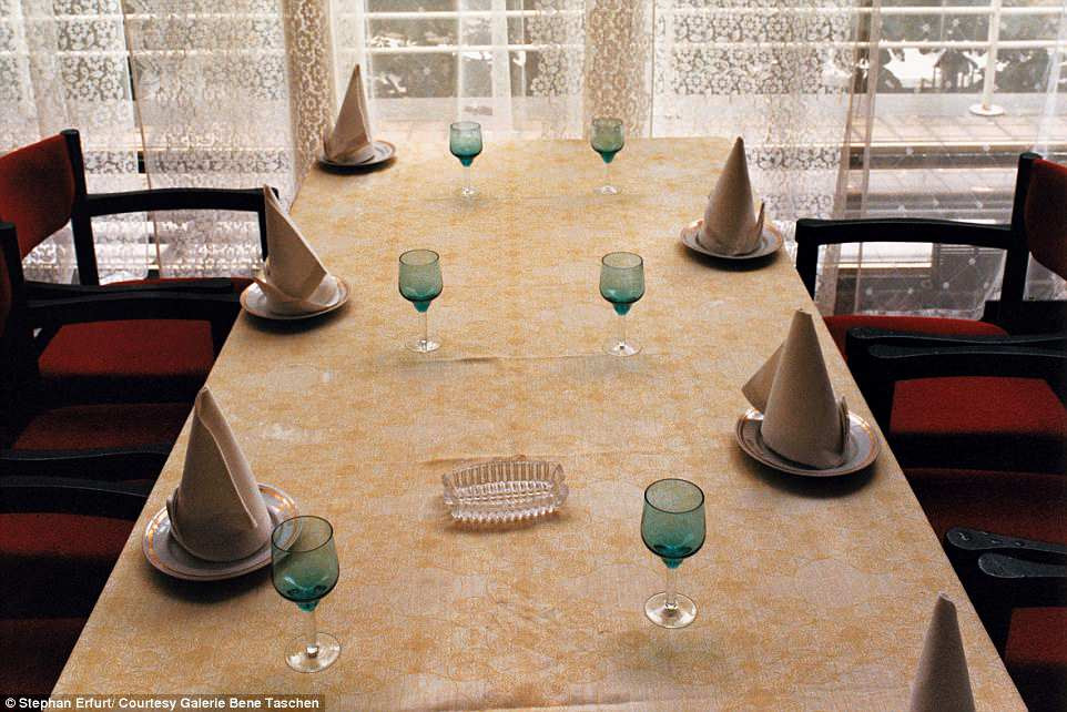 Ông Erfurt thưởng thức các món ăn ngon trong hành trình khám phá nước Mỹ.