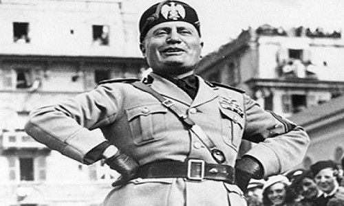 Sinh năm 1883, trùm phát xít Italy Benito Mussolini từng là một giáo viên, phóng viên, tổng biên tập một tờ báo trước khi gia nhập giới chính trị.