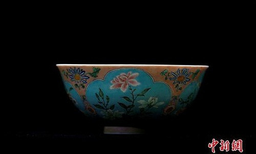 Ngam bat quy hon 30 trieu USD cua vua Khang Hy