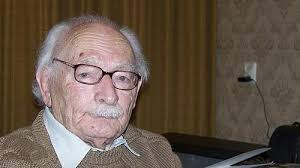 Ngày nay, ngôi trường mà ông Hulst sử dụng để làm nơi ẩn náu cho trẻ em Do Thái trong Chiến tranh thế giới 2 trở thành Bảo tàng Holocaust ở Hà Lan.