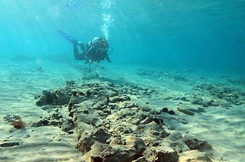 Pavlopetri là thành phố nằm dưới độ sâu khoảng 4m giữa bãi biển Pouda và đảo Pavlopetri thuộc Laconia, đông nam Peloponnese (Hy Lạp).