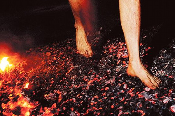 Thêm nữa, người vợ sẽ bớt đau đớn hơn khi chuyển dạ.