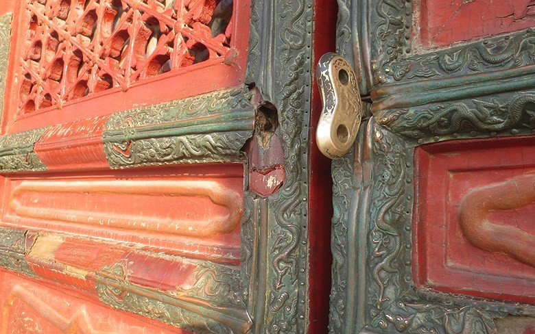 Bi mat rung ron phia sau Tu Cam Thanh-Hinh-2