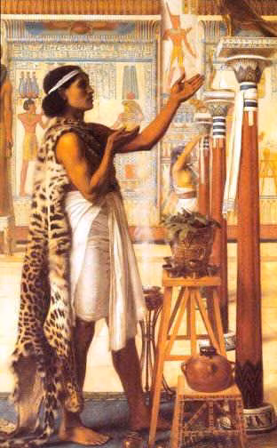 Những linh mục được tin là người có đủ thẩm quyền, tư cách để vào khu vực linh thiêng của ngôi đền, lau chùi sạch sẽ các bức tượng đặt bên trong đền thờ, chuẩn bị thức ăn để cúng tế...