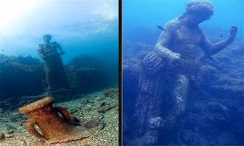 Thành phố Baiae "ngủ vùi" ở vùng biển thuộc vịnh Napoli, Italy. Trước khi bị chìm, thành phố Baiae là nơi tập trung tầng lớp giàu có thời La Mã cổ đại.