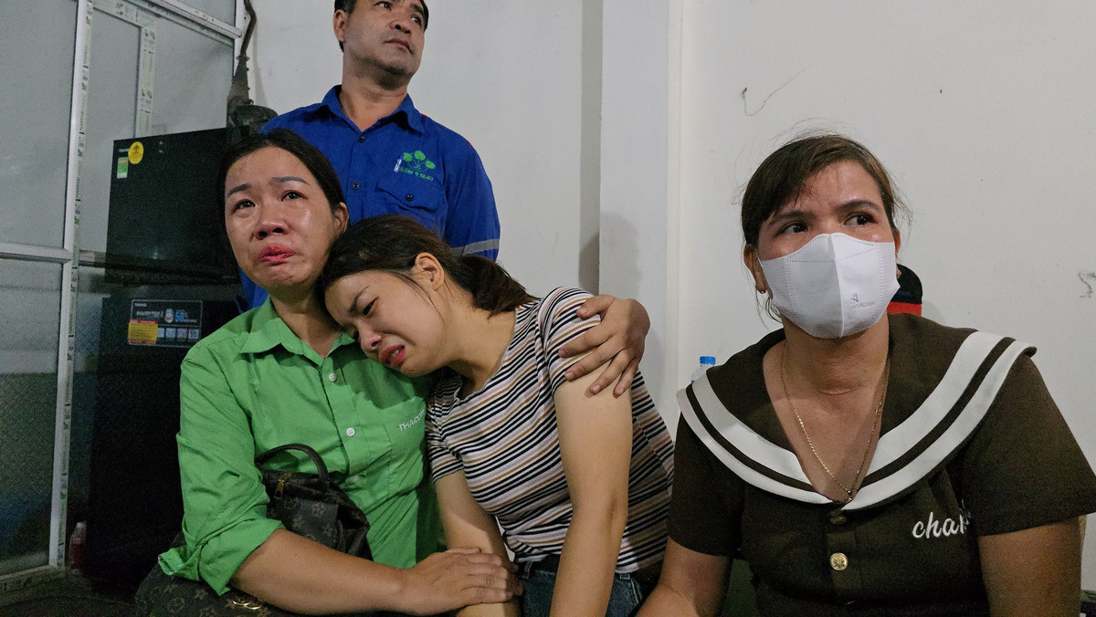 Danh tính nạn nhân mất tích trong vụ sập cầu Phong Châu Danh tinh nan nhan mat tich trong vu sap cau Phong Chau