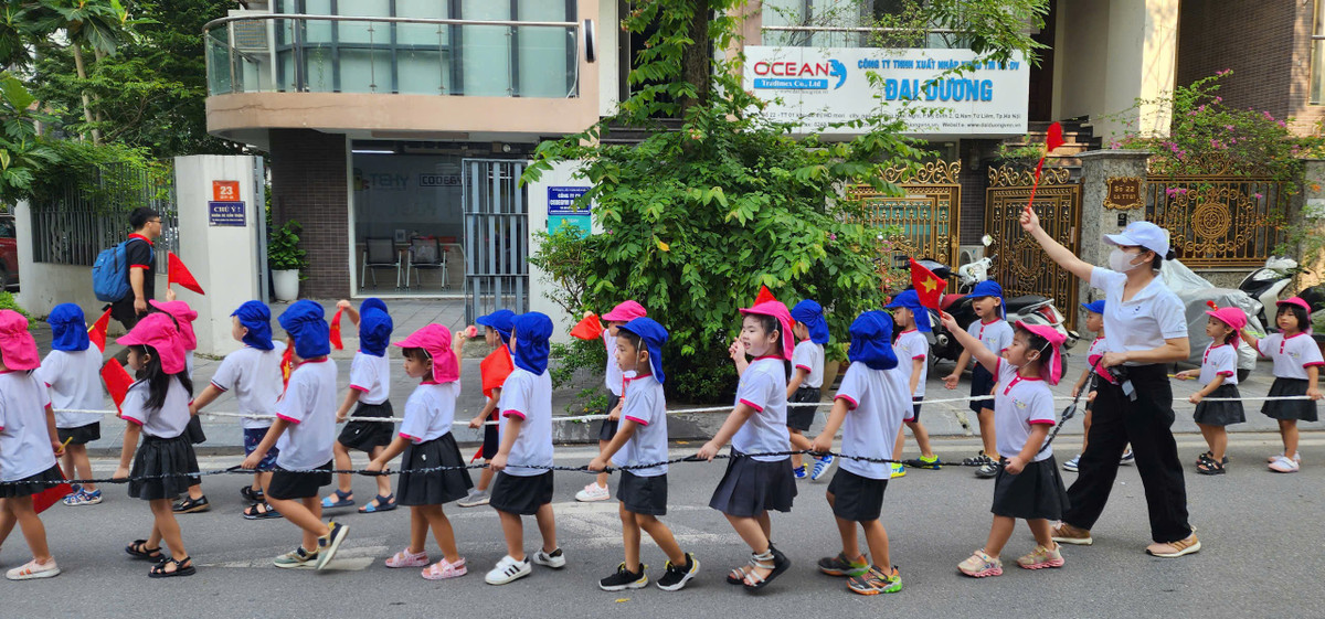 Ngày khai giảng được xem là ngày hội của các con khi được tham gia các hoạt động sôi nổi.