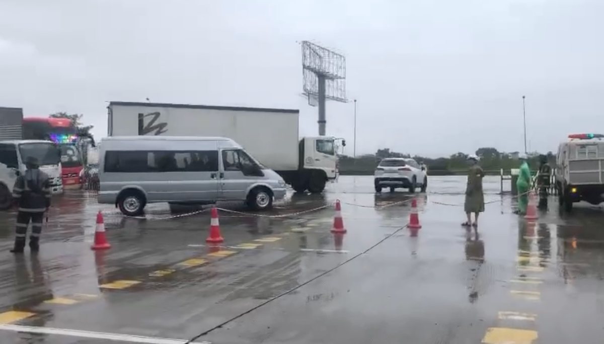 Cấm xe vào cao tốc Pháp Vân - Cầu Giẽ Cam xe vao cao toc Phap Van - Cau Gie