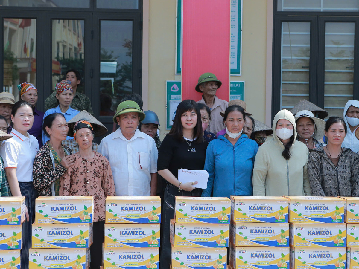 Bao Tri thuc va cuoc song trao qua ho tro ba con vung bao lut Bac Giang-Hinh-3