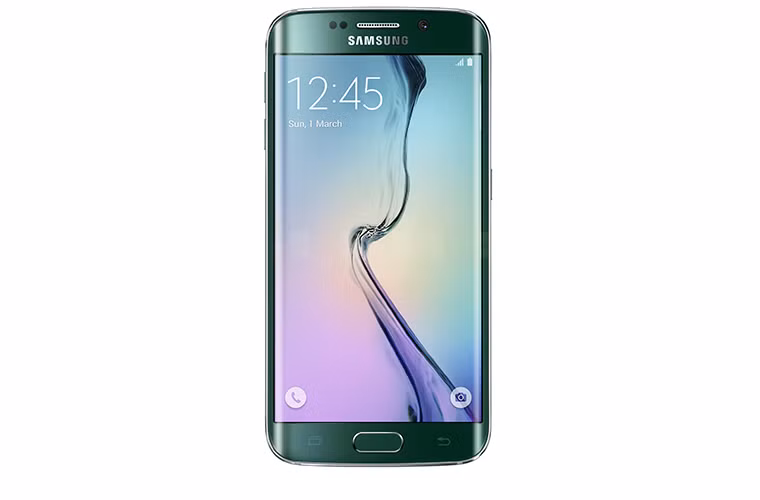 Tương tự như Galaxy S6, S6 Edge cũng là con quái vật về mặt thông số kỹ thuật, trang bị màn hình 5.1 inch Quad HD (độ phân giải 2K), vi xử lý 8 nhân Exynos 7420, RAM 3GB, bộ nhớ trong tùy chọn 32/64/128GB.