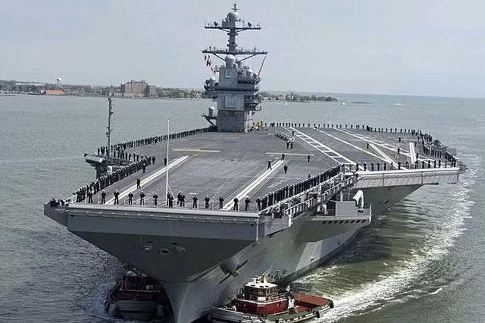 Với sự áp dụng các công nghệ mới, dẫn đến giá thành đóng các tàu sân bay kiểu mới như tàu sân bay lớp Gerald Ford rất đắt đỏ; nhất là phần chế tạo động cơ cho tàu và hệ thống máy phóng máy bay trên hạm sử dụng công nghệ điện từ.