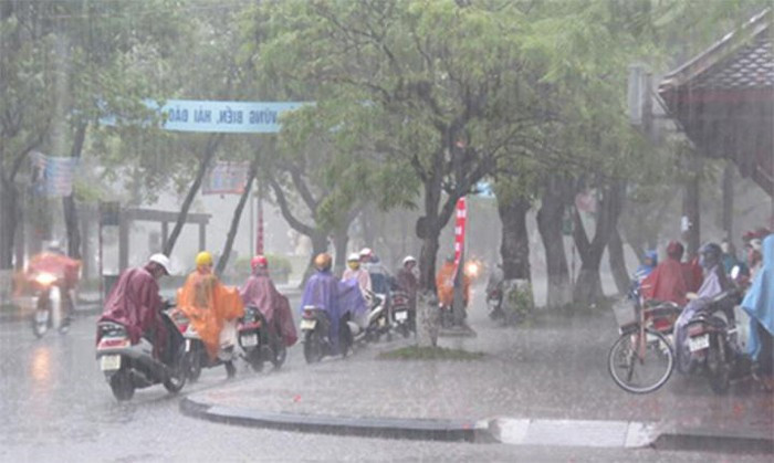 Hom nay Bac Bo don mua dong, nang nong giam dan