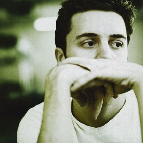 Chiec va li cua vo va nhung tui ni long ky quai-Hinh-2