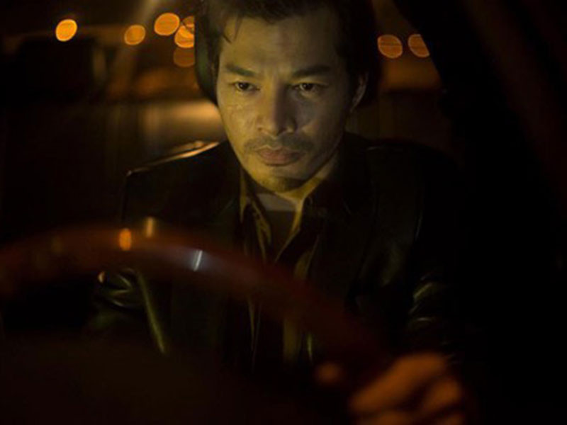 Trần Bảo Sơn từng mang cả những trải nghiệm mình vất vả, bươn trải những năm đầu sinh sống ở Mỹ vào bộ phim điện ảnh “Quyên” để cho nhân vật anh thủ vai thêm chân thực, sống động. Ảnh: Mask online