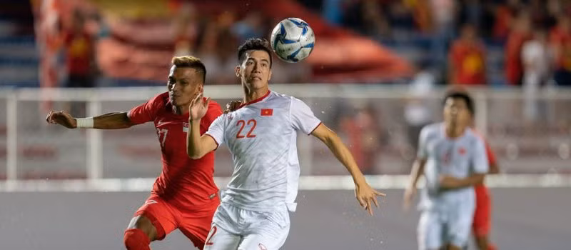 Bong da Viet Nam: Doi hinh tuoi Suu 'ganh vac tuong lai'-Hinh-7