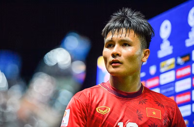 Bong da Viet Nam: Doi hinh tuoi Suu 'ganh vac tuong lai'-Hinh-6