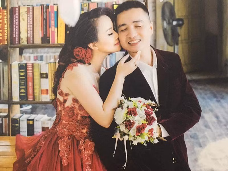 Cao Thắng không bận tâm đến quá khứ của Hoàng Yến. Vào năm 2016, cả hai làm đám cưới sau vài năm hẹn hò.