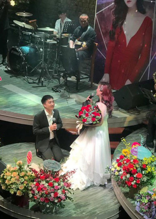 Hoàng Yến không áp lực giữ chồng dù cô hơn Cao Thắng 3 tuổi.