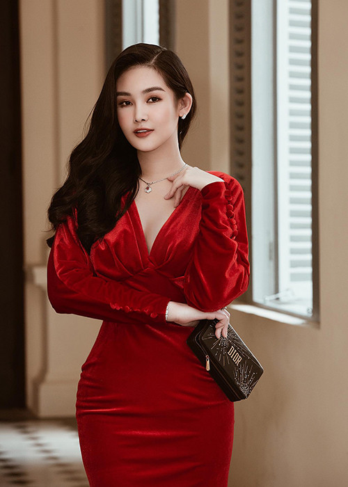 Ngân Anh còn thử sức kinh doanh.