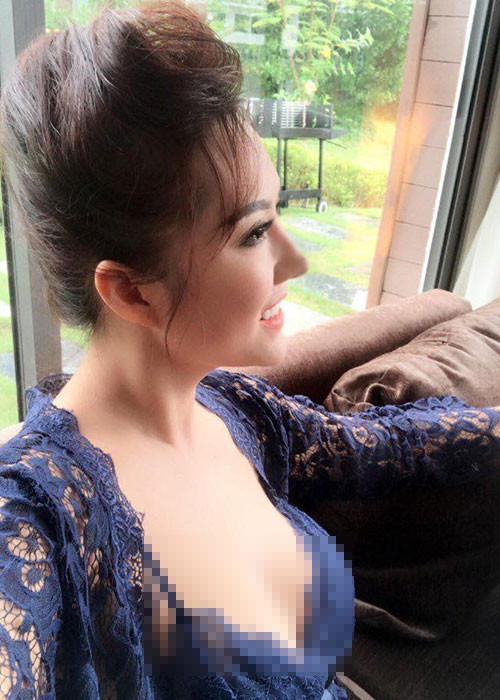 Gần đây, Phi Thanh Vân gây chú ý khi đăng đàn tố loạt doanh nhân và bạn bè nợ 1,8 tỷ đồng nhưng chưa chịu trả dù hứa hẹn nhiều lần.